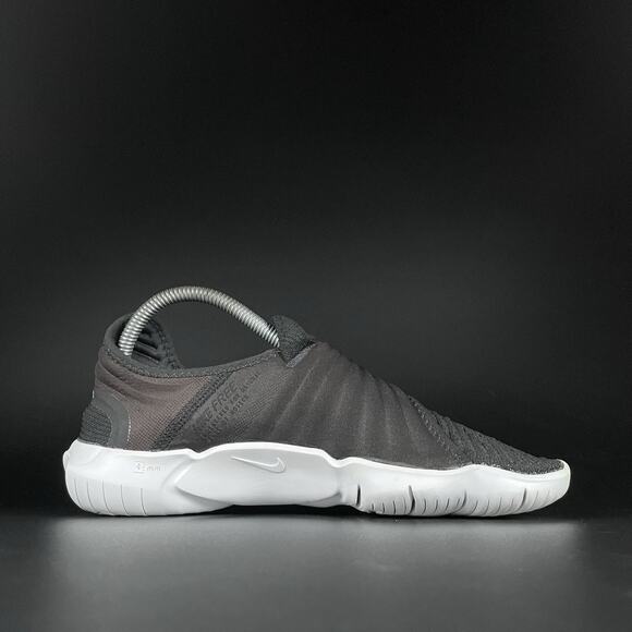 Nike Free RN Flyknit 3.0 Women’s Size 9 Black Running Shoes Athletic Sneaker EUC - Picture 4 of 8